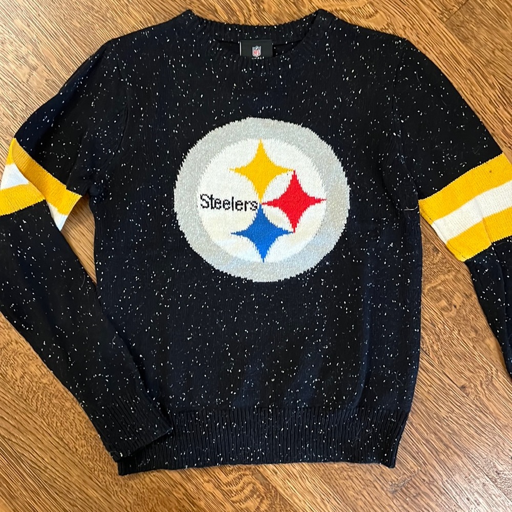 NFL Team Apparel Pittsburgh Steelers sweater youth medium 10/12